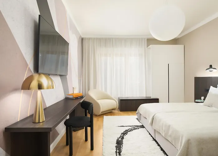 Luxury Apartment Bellux Stay For 5, Split Old Town And Bacvice Sandy Beach