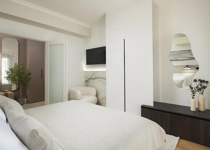 Luxury Apartment Bellux Stay For 5, Split Old Town And Bacvice Sandy Beach
